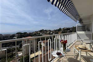 BEL APPARTEMENT 3P ENTIEREMENT RENOVE AVEC MAGNIFIQUE VUE MER 