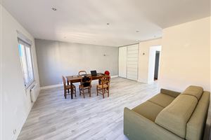FREJUS CENTRE ANCIEN, APPARTEMENT 97m2 DERNIER ETAGE AVEC  LOGGIA