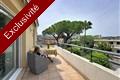 APPARTEMENT LUMINEUX AVEC GRANDE TERRASSE, GARAGE ET ESPACE PRIVE POUR BATEAU